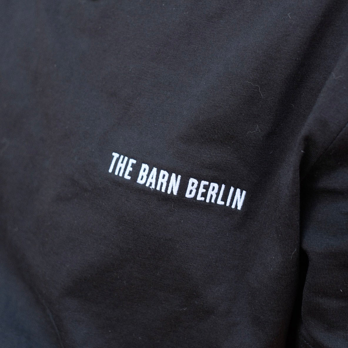 "THE BARN BERLIN" T-SHIRT