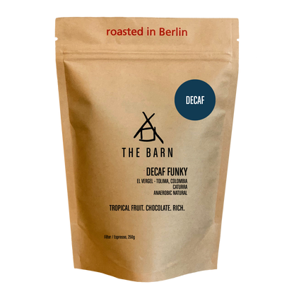 DECAF FUNKY coffee bag featuring tropical fruit and chocolate notes, from El Vergel, Tolima, Colombia.